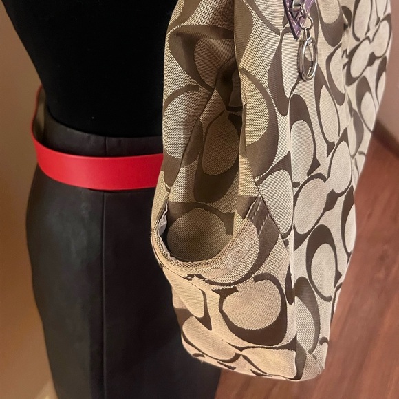 Coach Tan and Purple Signature Tote main image 11